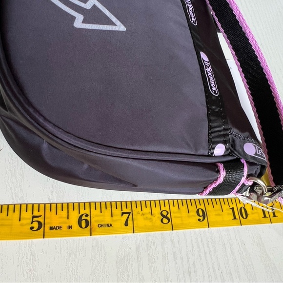 Kuoromi Black and Pink Crossbody Bag - Picture 7 of 16